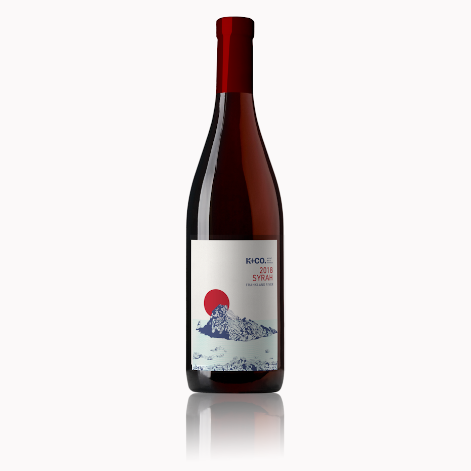 Color trends 2020 example: meaningful color Australian wine label