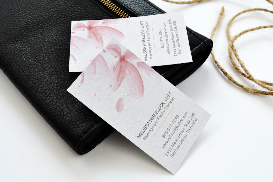 Business cards trends 2020 example: watercolor business card design